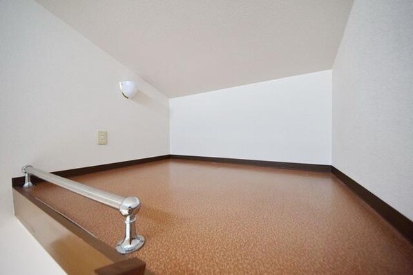 フェアリーズガーデン入西の物件内観写真